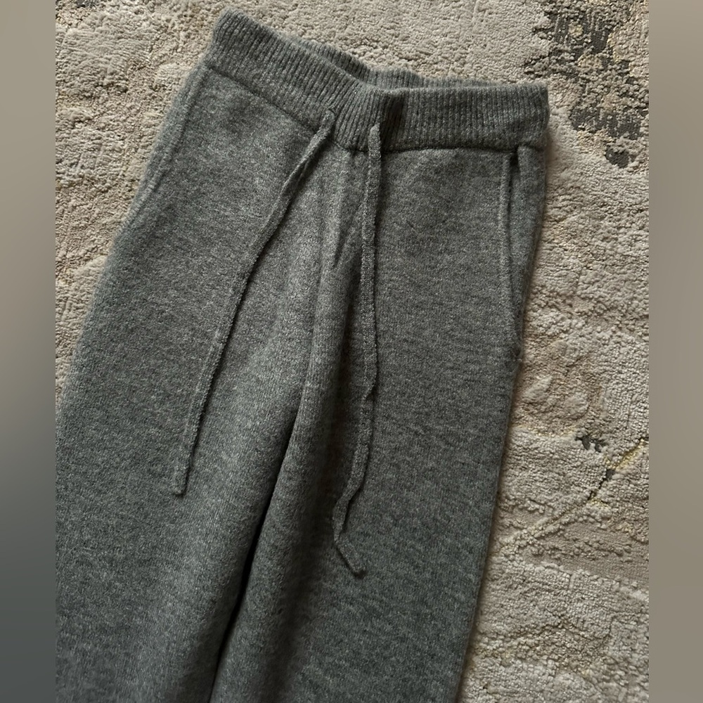 Grey Stretchy Knit Set - Picture 6 of 11
